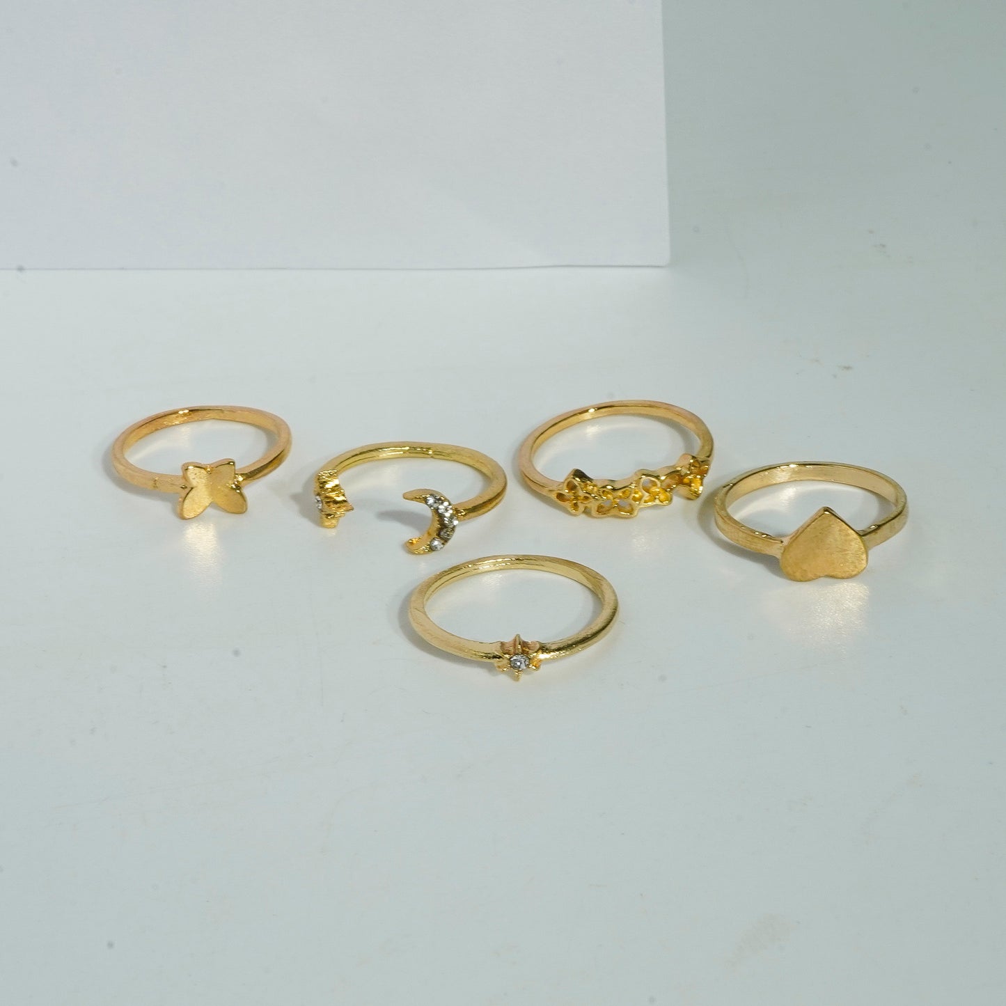 Trendy Set Ring For Fashionable Women(Code:R56)