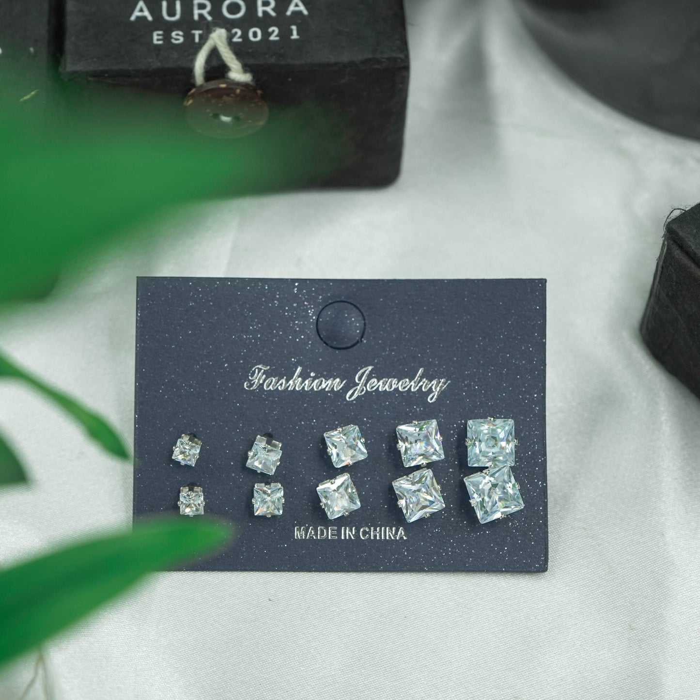 Beautiful Trendy Earrings(Code:E129)