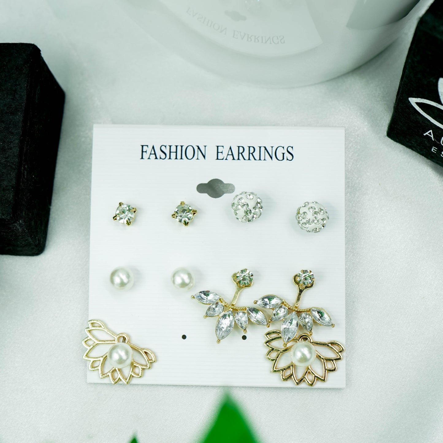 Beautiful Trendy Earrings(Code:E144)