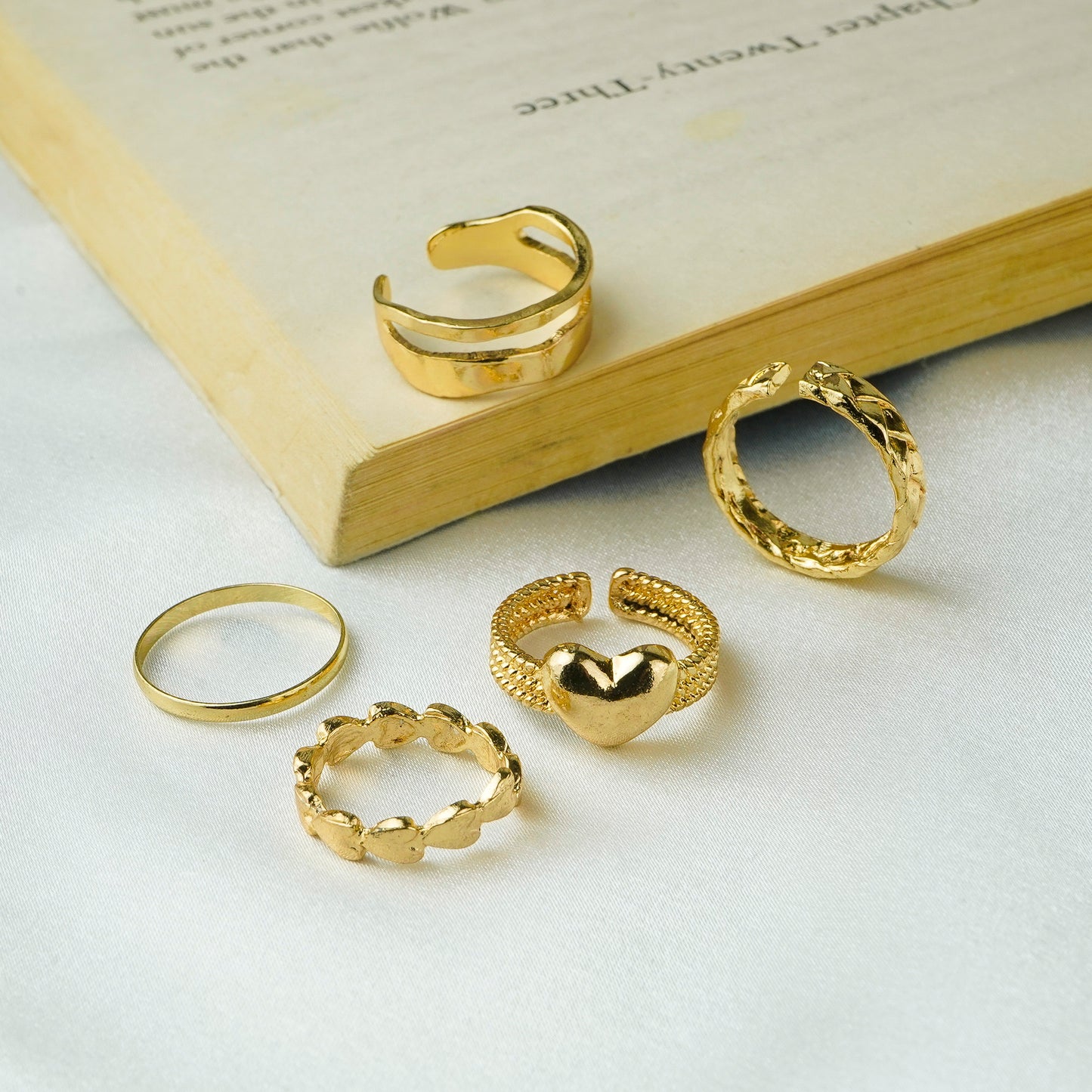 Trendy Set Ring For Fashionable Women(Code:R48)