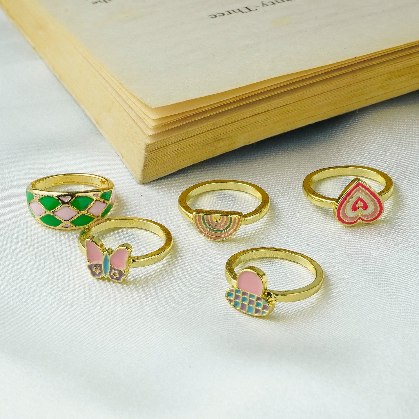 Trendy Set Ring For Fashionable Women(Code:R50)