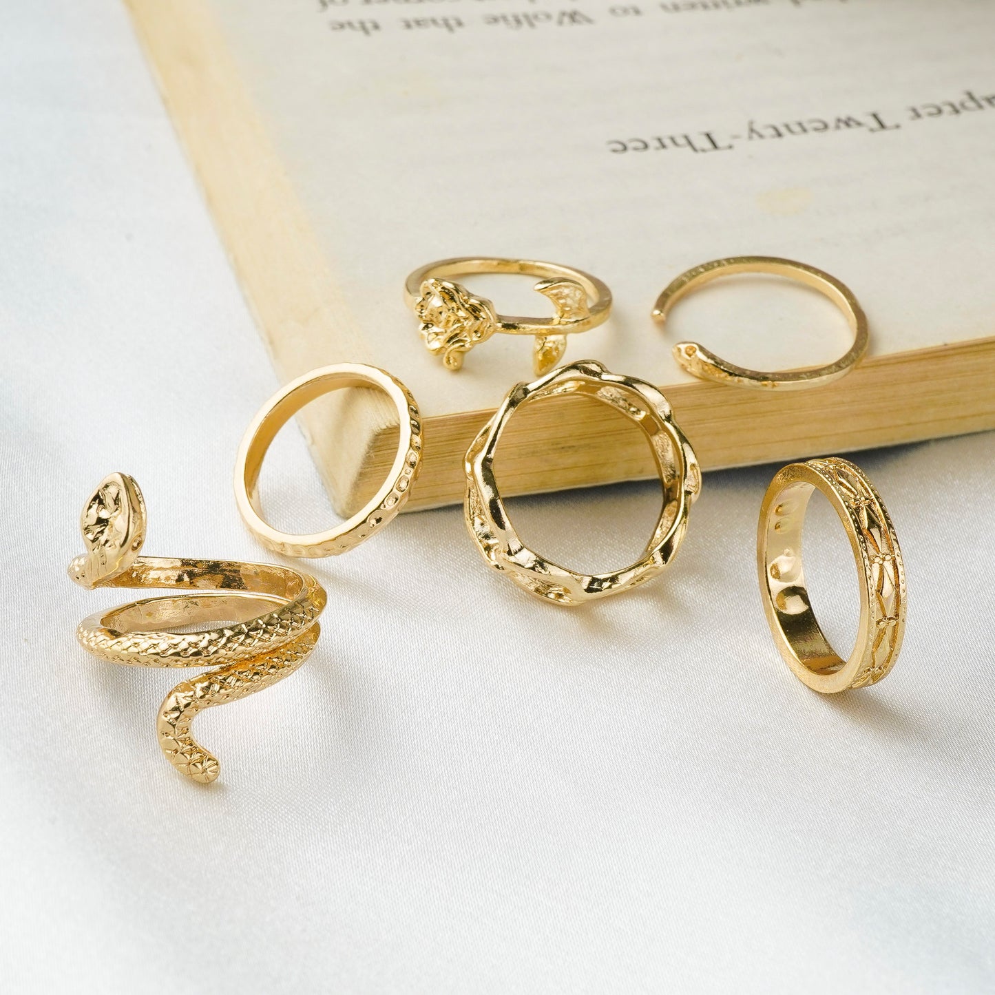 Trendy Set Ring For Fashionable Women(Code:R54)