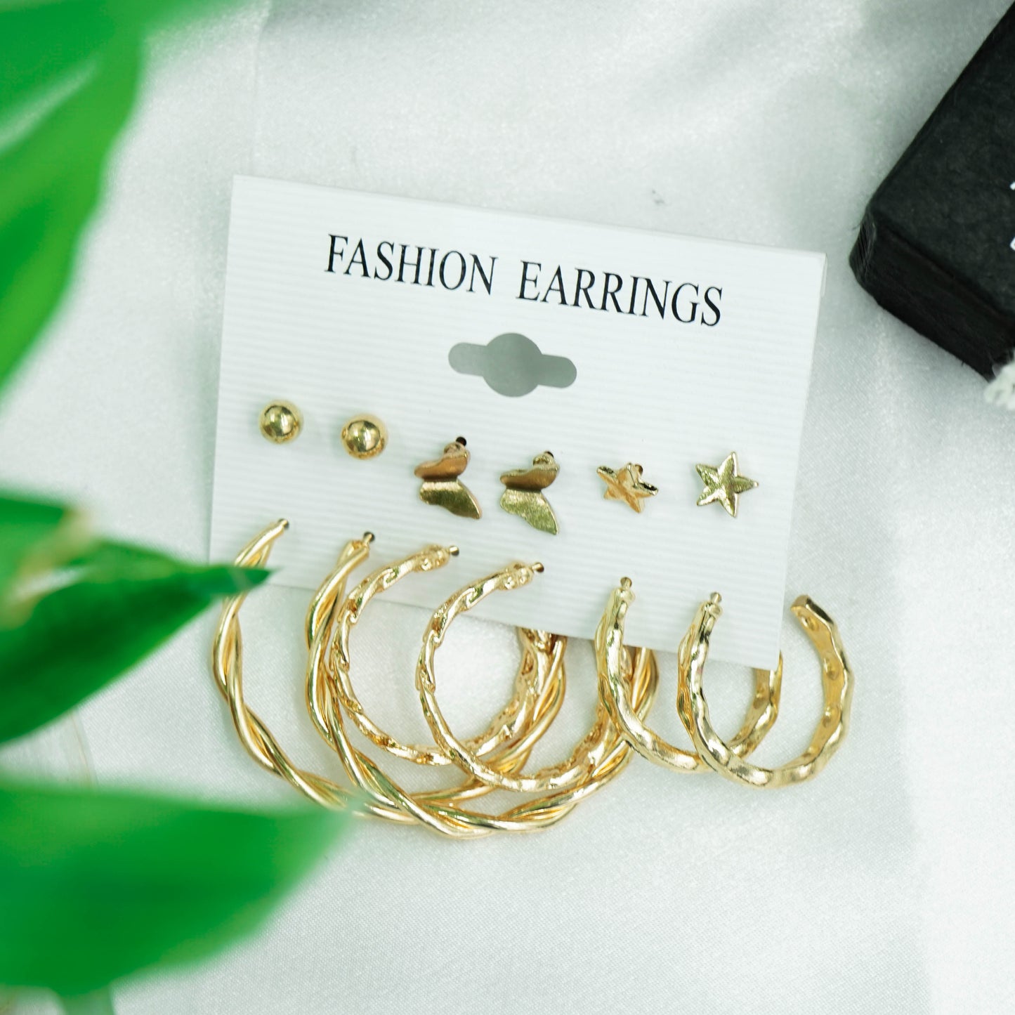 Beautiful Trendy Earrings(Code:E114)